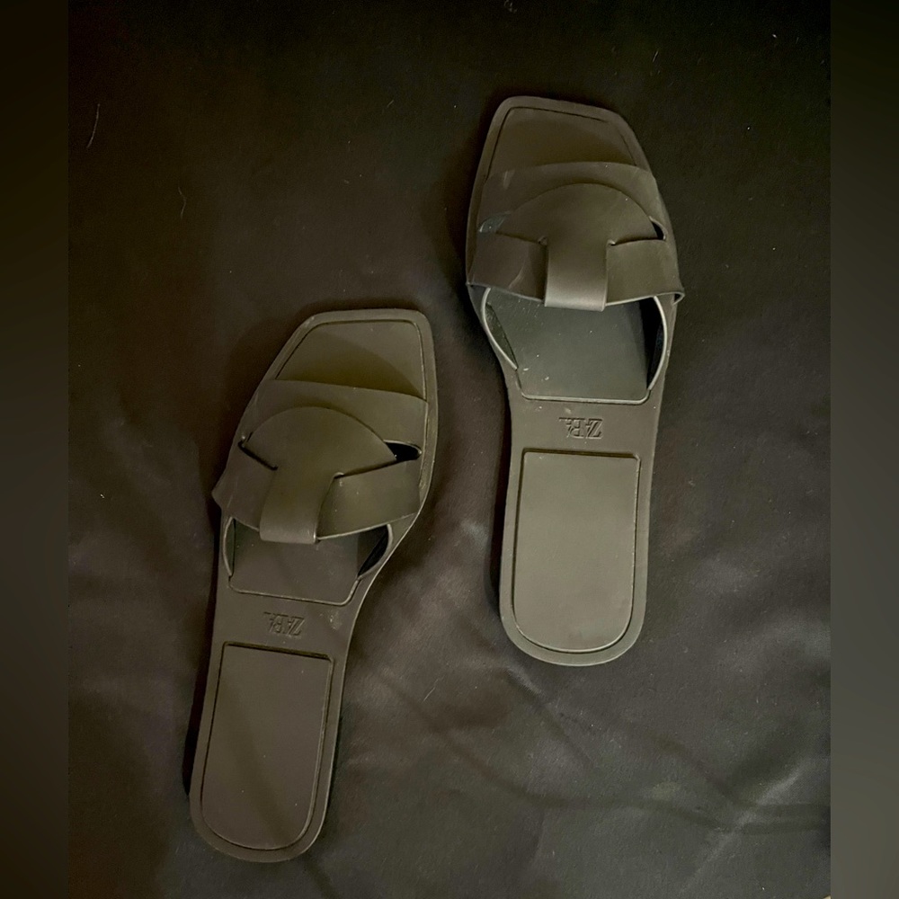 You have one on but they are in perfect condition, very comfortable